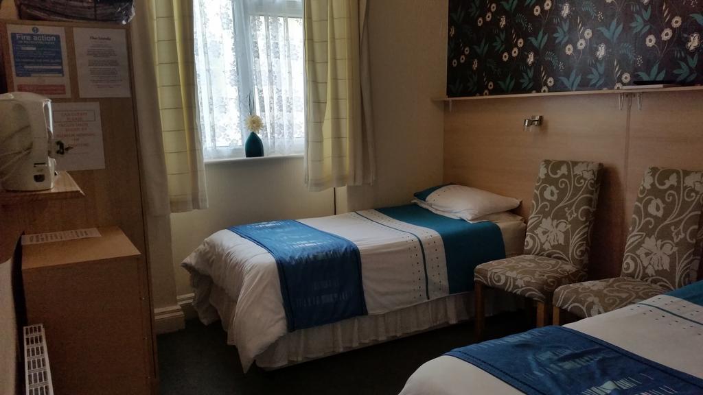 The Sands Hotel Blackpool Room photo